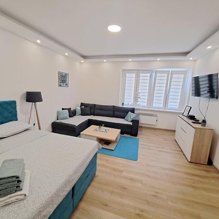 Apartman Andrea SJJ Extérieur photo