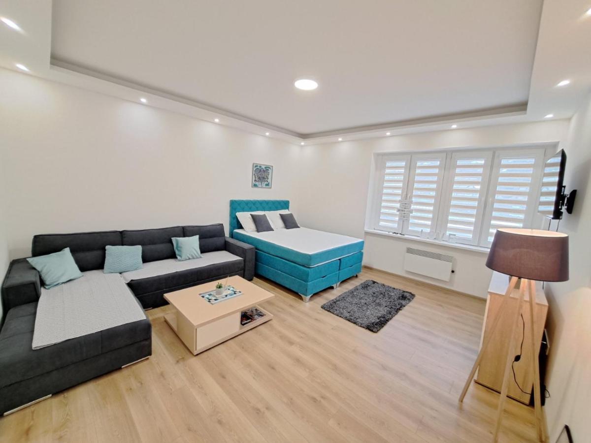 Apartman Andrea SJJ Extérieur photo