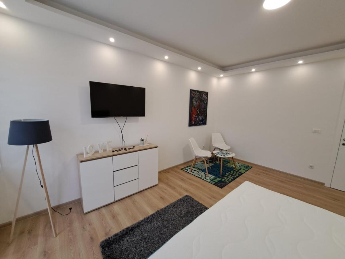 Apartman Andrea SJJ Extérieur photo