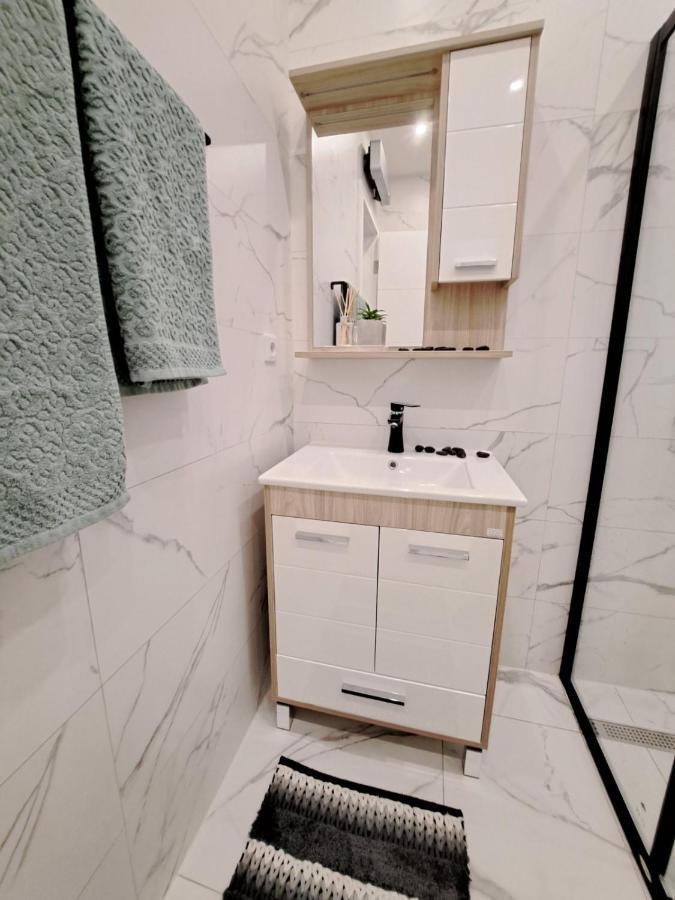 Apartman Andrea SJJ Extérieur photo