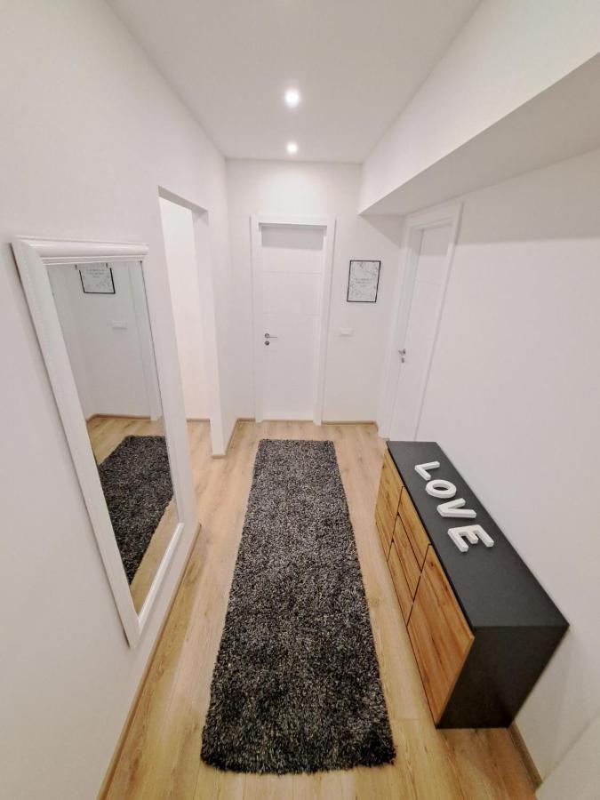 Apartman Andrea SJJ Extérieur photo